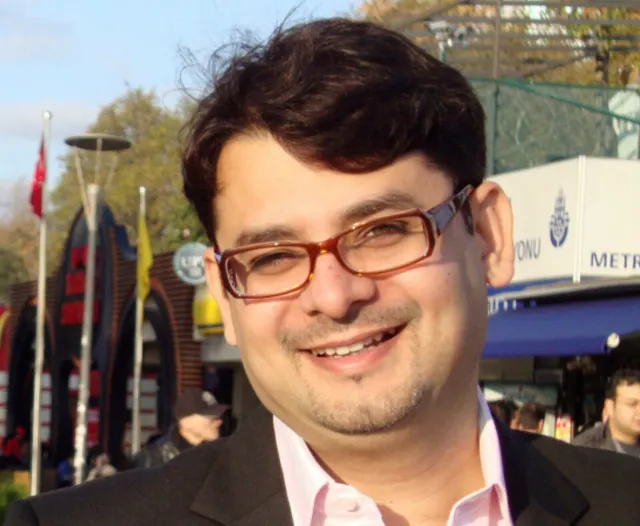 Haseeb Hassan, in a CC BY-SA 3.0 photograph from Wikimedia Commons